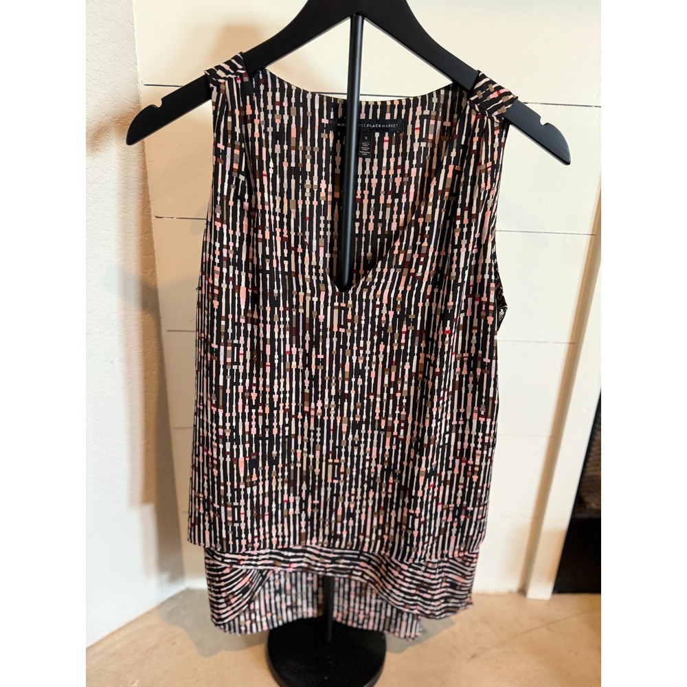 White House Black Market Size Small Sleeveless Layered‎ Split Back Hi Lo